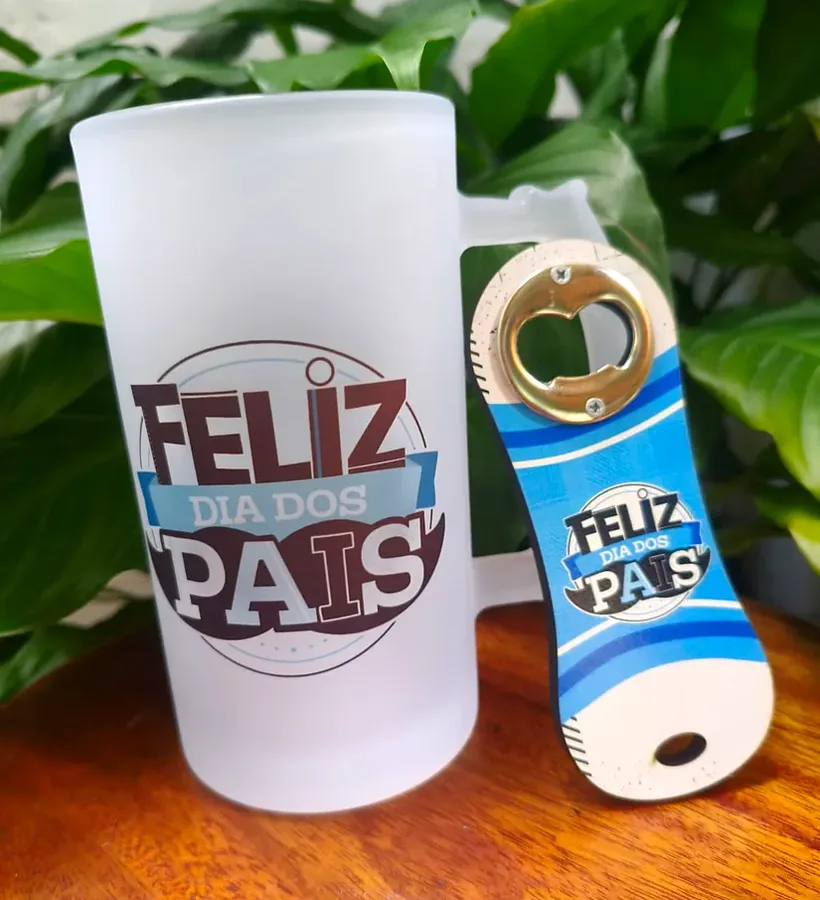 Caneca de vidro fosco com abridor personalizada