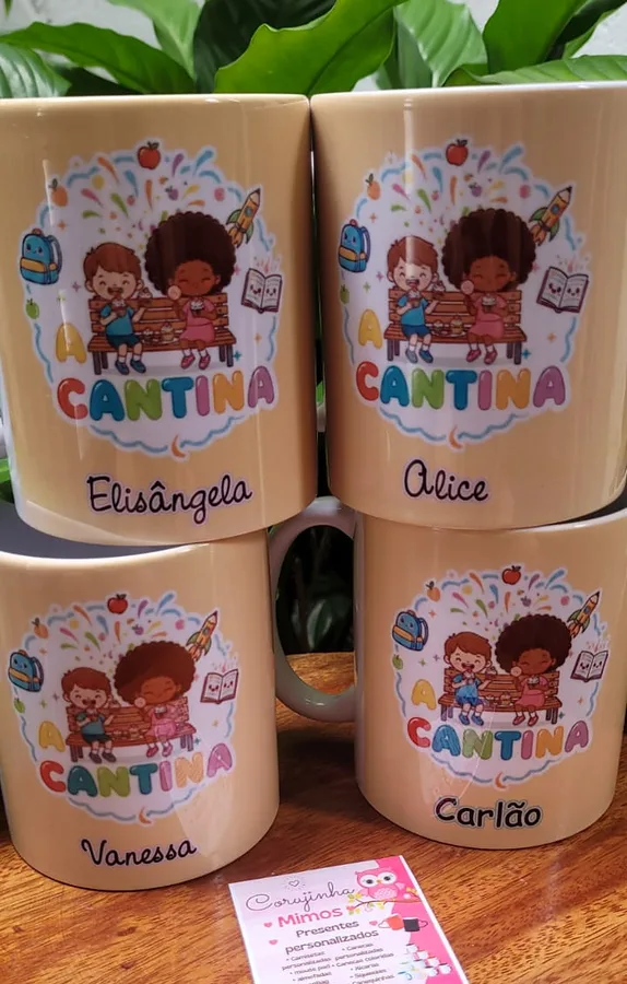 Canecas personalizadas com nomes