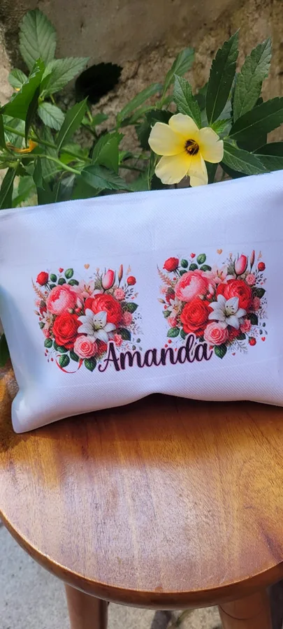 Necessaire personalizada com nome